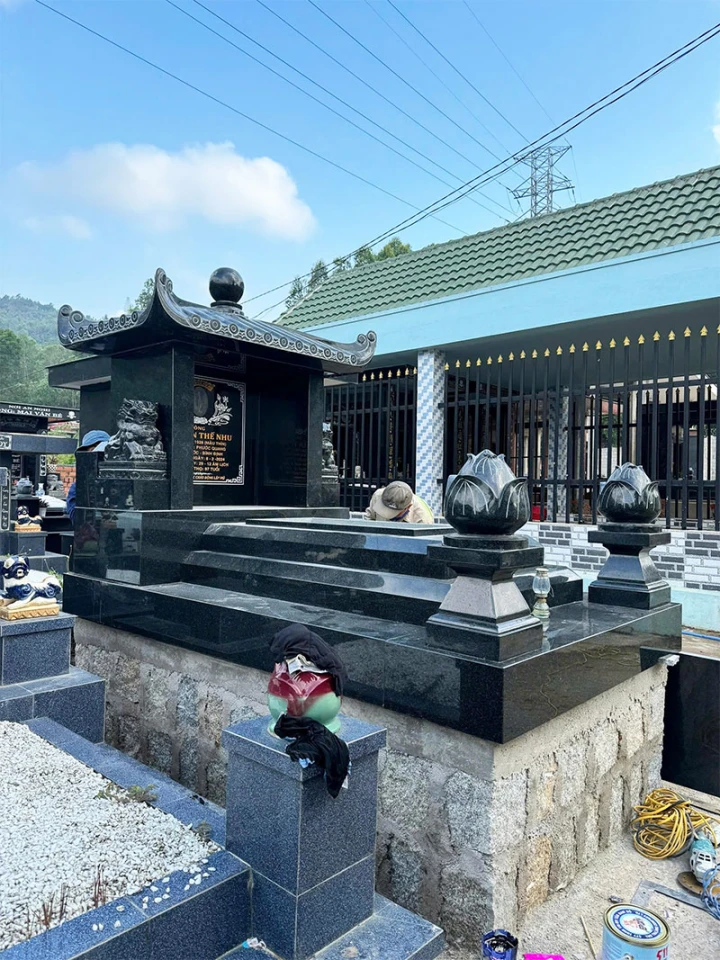 Mộ đá Granits 004