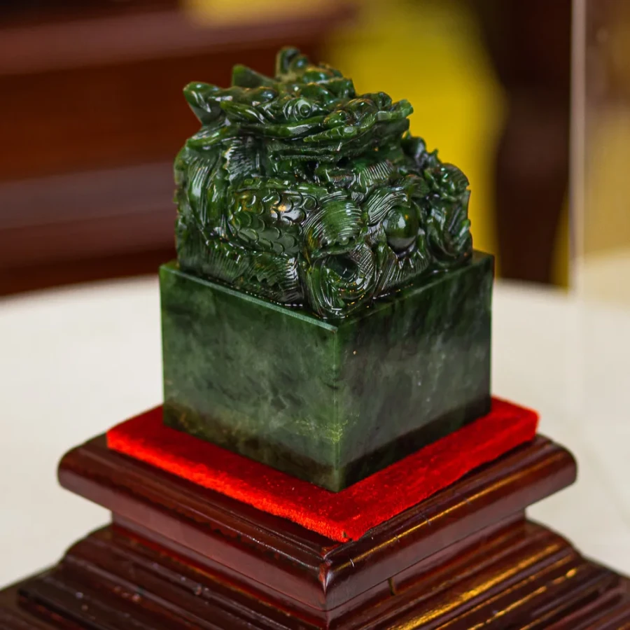 Ấn Rồng Phong Thuỷ Ngọc Nephrite (Ngọc Bích) 2Kg